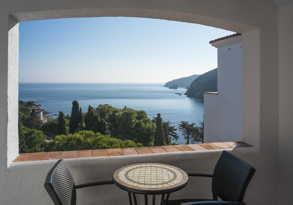 Hotel Rocamar Cadaqués Oda fotoğraf